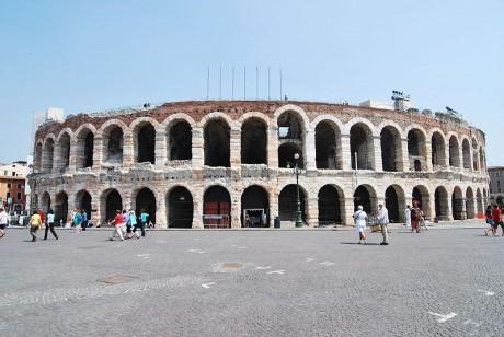 Arena Verona 1 460x308 La Arena romana de Verona, una de las mejor conservadas