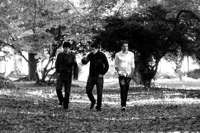 En una diagonal está el agite