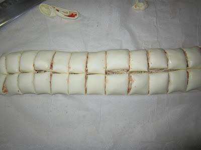 PALMERITAS DE QUESO Y DULCE DE TOMATE