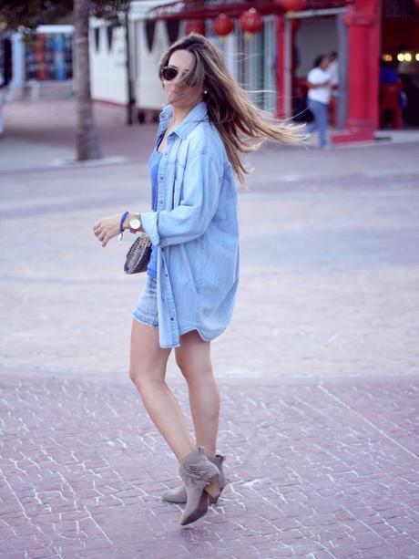 Denim outfit fashion blogger