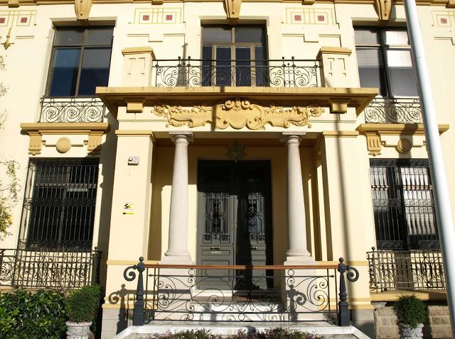 Villa Ozama (1): el edificio.