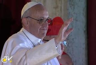 FRANCISCO I: BENDICIÓN URBI ET ORBI