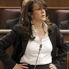 Y LOS POLÍTICOS A LO SUYO