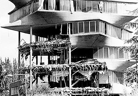 Babel: Del tributo a los maestros a la autoría anónima de la colectividad