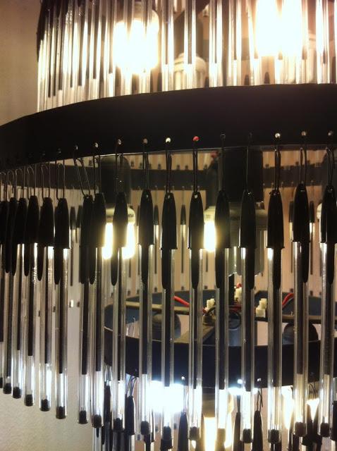 DIY: Cómo hacer una lámpara con bolis bic