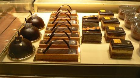 París en Octubre. Carroussel del Louvre París en Octubre. Carroussel del Louvre