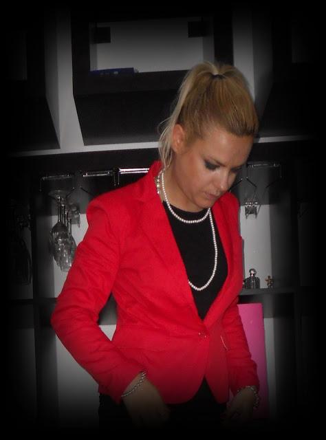 Blazer Suchn,un toque de rojo..........