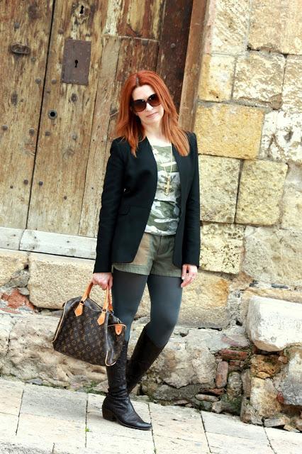 Look military safari