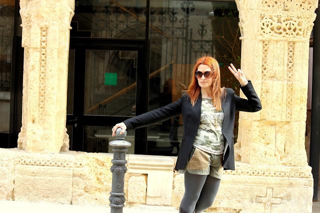 Look military safari