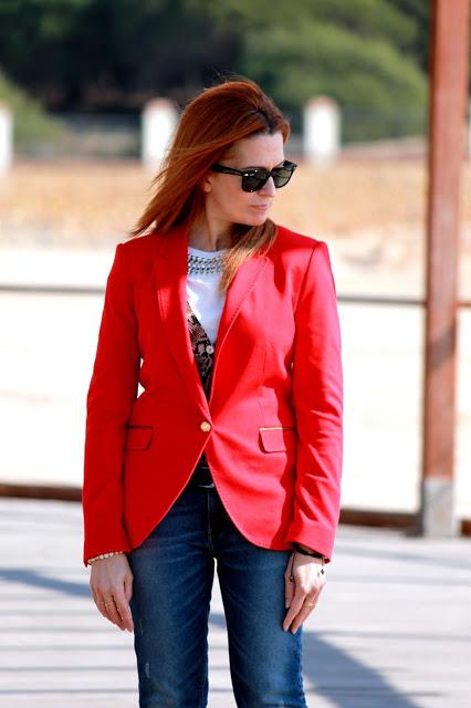 Red blazer on a day at the beach