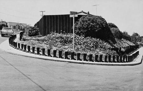 Las 100 botas de Eleanor Antin