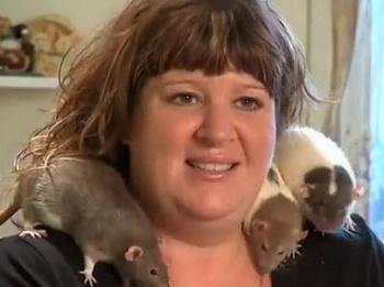 abandona a marido para vivir con 19 ratas