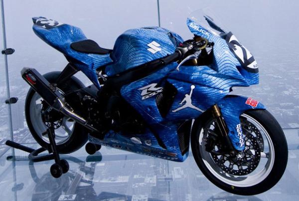 air-jordan-xx8-suzuki-national-guard-superbike