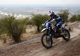 EL CHILENO BENJAMÍN HERRERA GANÓ SU CATEGORÍA EN EL MUNDIAL DE MOTO ENDURO