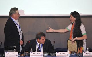 Yoani Sánchez no ha recibido un solo dólar de Estados Unidos, sino medio millón