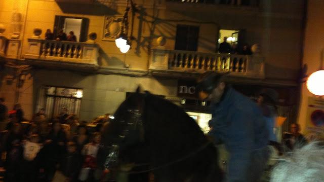 BARCELONA...BARRIO DE GRÀCIA, FESTES DE SANT MEDIR, 3-03-2013...