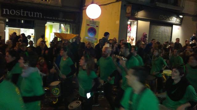 BARCELONA...BARRIO DE GRÀCIA, FESTES DE SANT MEDIR, 3-03-2013...