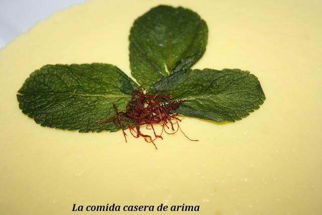 Arroz con leche al azafrán.