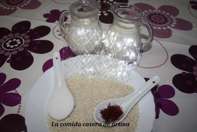 Arroz con leche al azafrán.