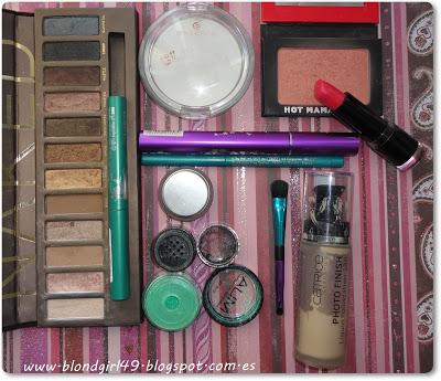 Look en tono turquesa