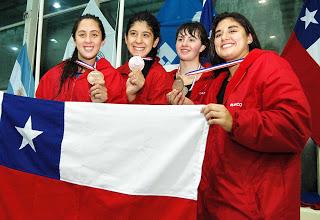 CHILE ACUMULA NUEVE MEDALLAS Y VA POR DIEZ NUEVAS FINALES EN NATACIÓN