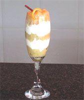 postre yucateco -Copa de peras con yogurt