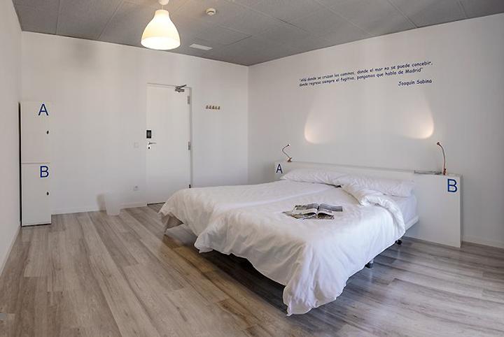 Uh Hostel Madrid....alojamiento para bolsillos low cost