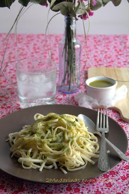 Tallarines al pesto genovés