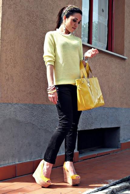 Remix de: outfits con amarillo