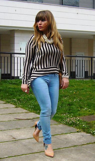 STRIPES BLACK AND WHITE