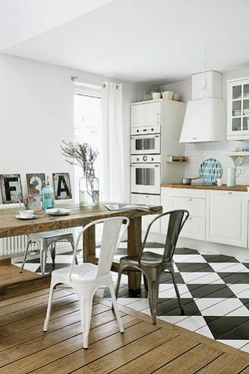 Una vivienda en la que conviven (amigablemente) lo viejo y lo nuevo