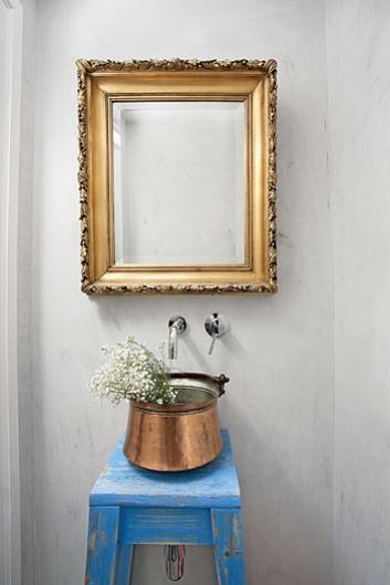 Una vivienda en la que conviven (amigablemente) lo viejo y lo nuevo