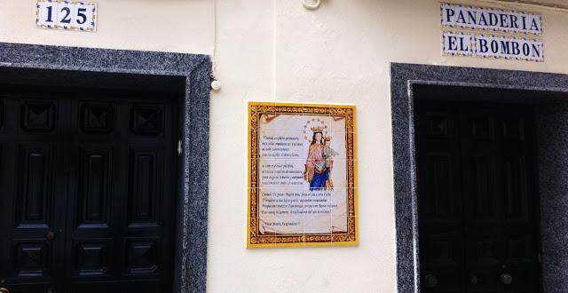 María Auxiliadora y la Calle Sol.