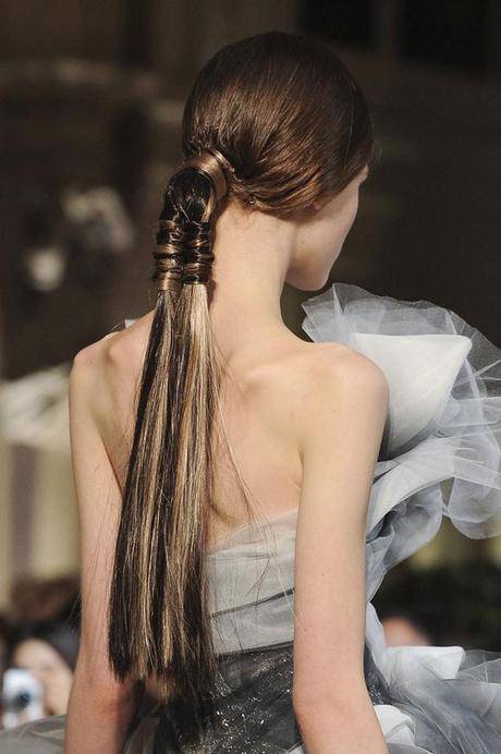 Five looped ponytails seen on fashion shows