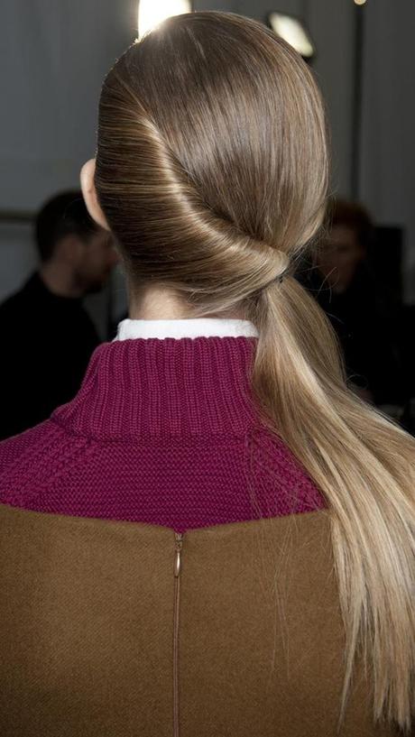 Five looped ponytails seen on fashion shows