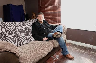 hombre sin pene le fabrican uno