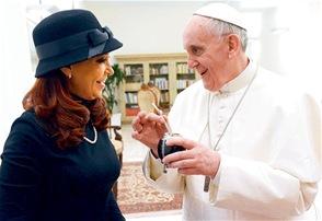 El Papa y Cristina en conversación amena.