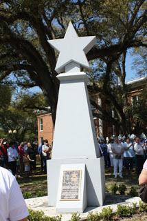 Una Estrella Fugaz y Solitaria
