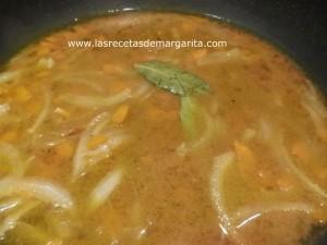 pollo-salsa-mostaza y2 Pechugas de pollo en salsa con mostaza al estragón