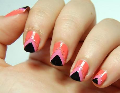 TUTORIAL: Chevron nails o manicura con triángulos.