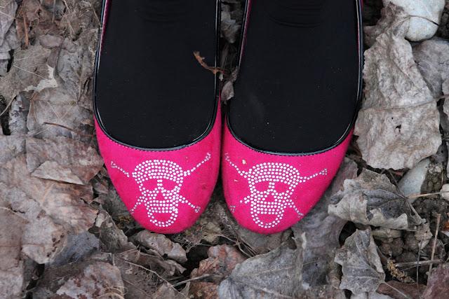 Falda de plumas de día