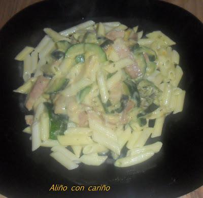 PASTA A LA CARBONARA CON CALABACÍN (JAMIE OLIVER)