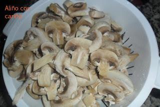 CHAMPIÑONES GRATINADOS