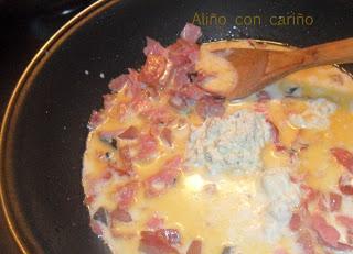 CHAMPIÑONES PORTOBELLO RELLENOS DE LOMO Y JAMÓN