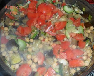 GARBANZOS CON VERDURAS Y VENTRESCA