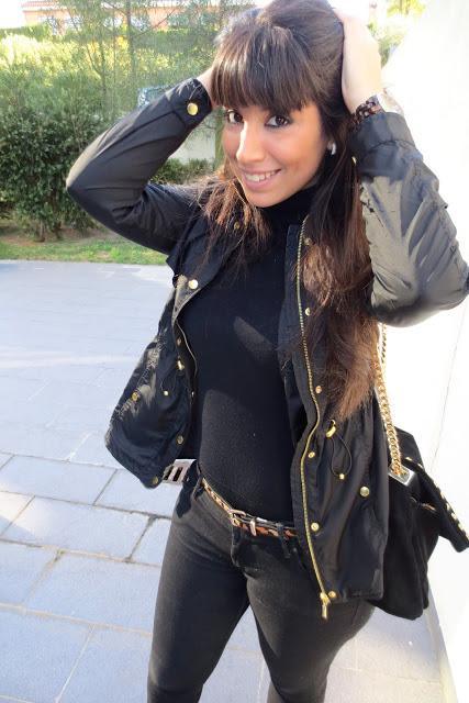 Look Total Black Look Total Black