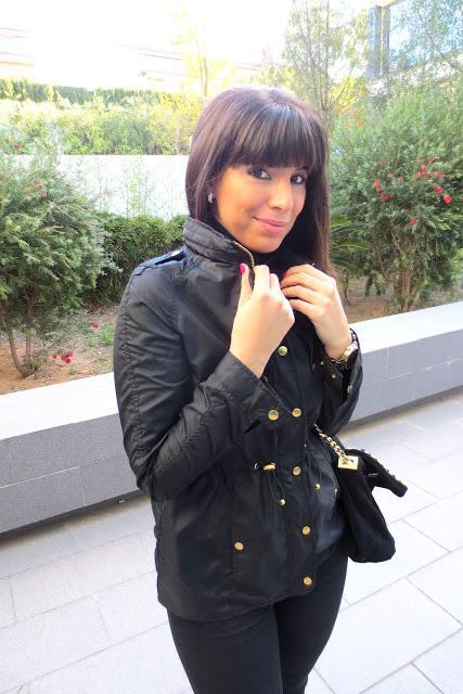 Look Total Black Look Total Black