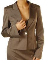 vestimenta provocativa Poner foto en el CV ¿Sí o No?