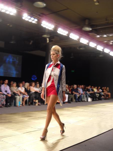 BAAM 2013 - SILVINA DOMINGUEZ presentó sus diseños