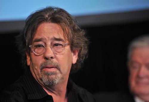 Henry+Bromell+AMC+Vanity+Fair+Host+Special+k3cLLnCJDtLl